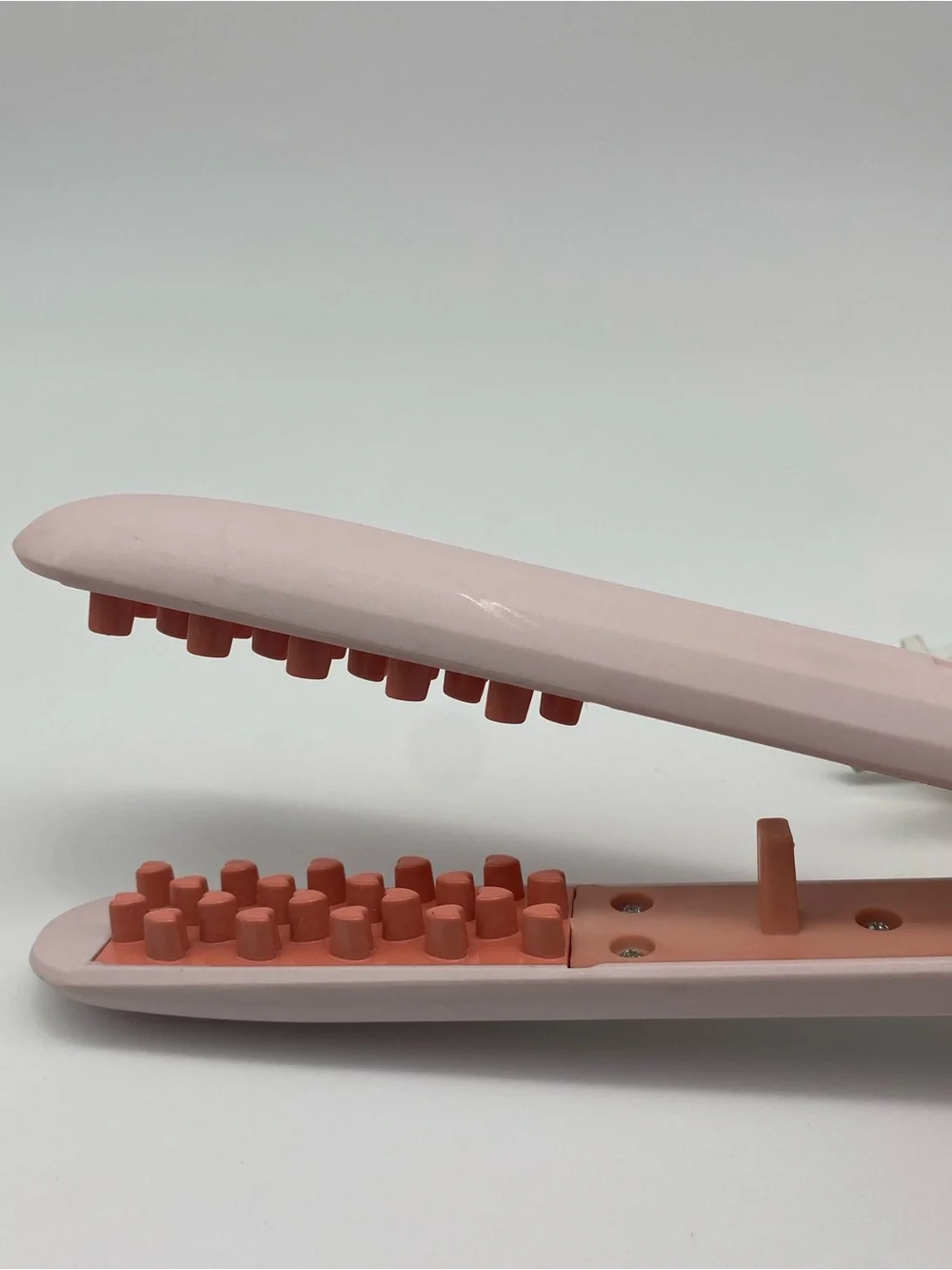 CRASTS Pink Ceramic Hair Root Lifting Iron